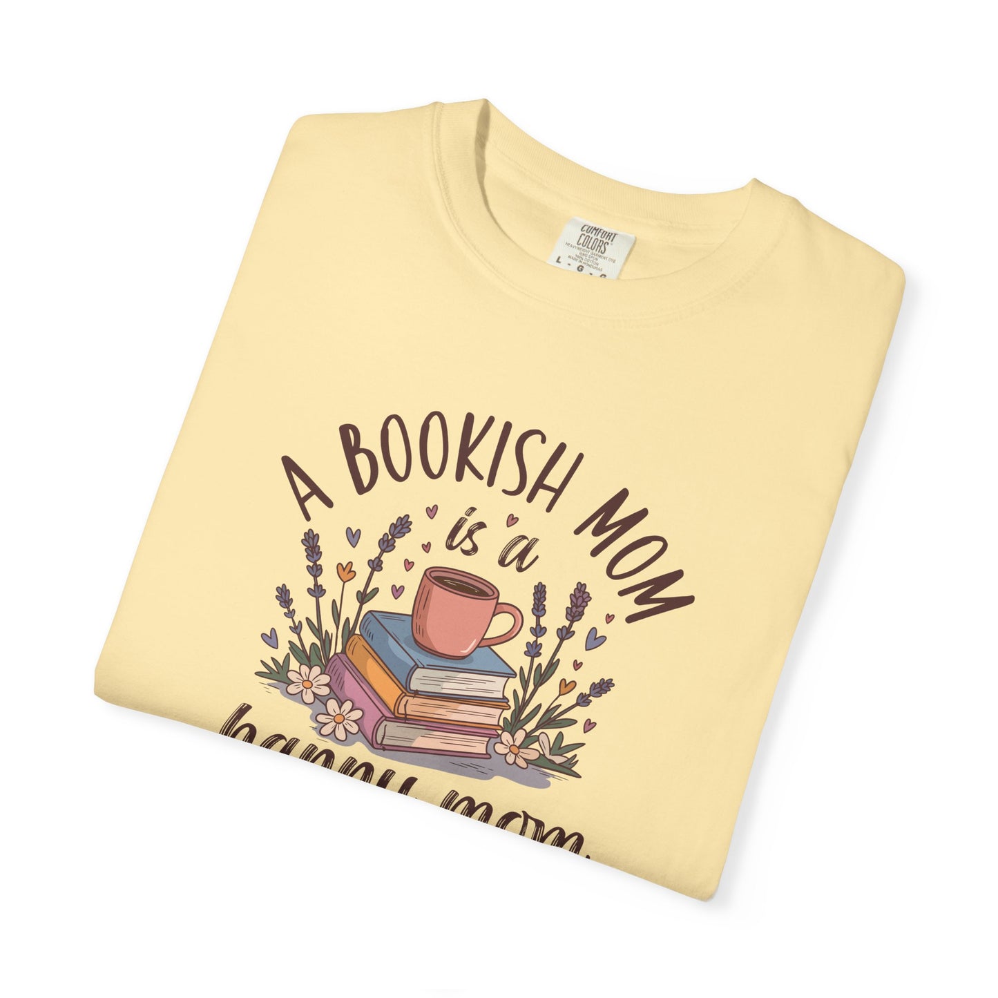 A Bookish Mom Tee