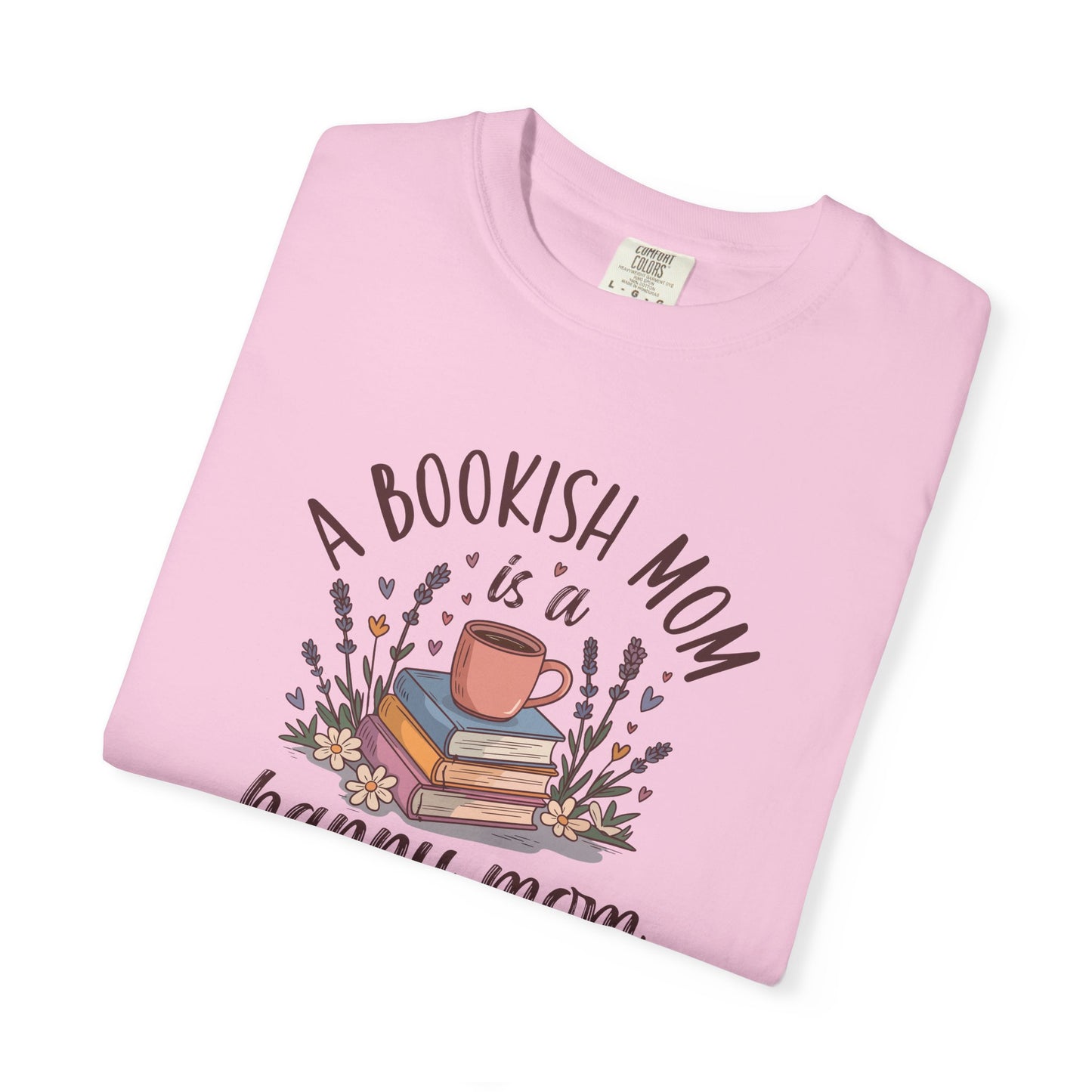 A Bookish Mom Tee