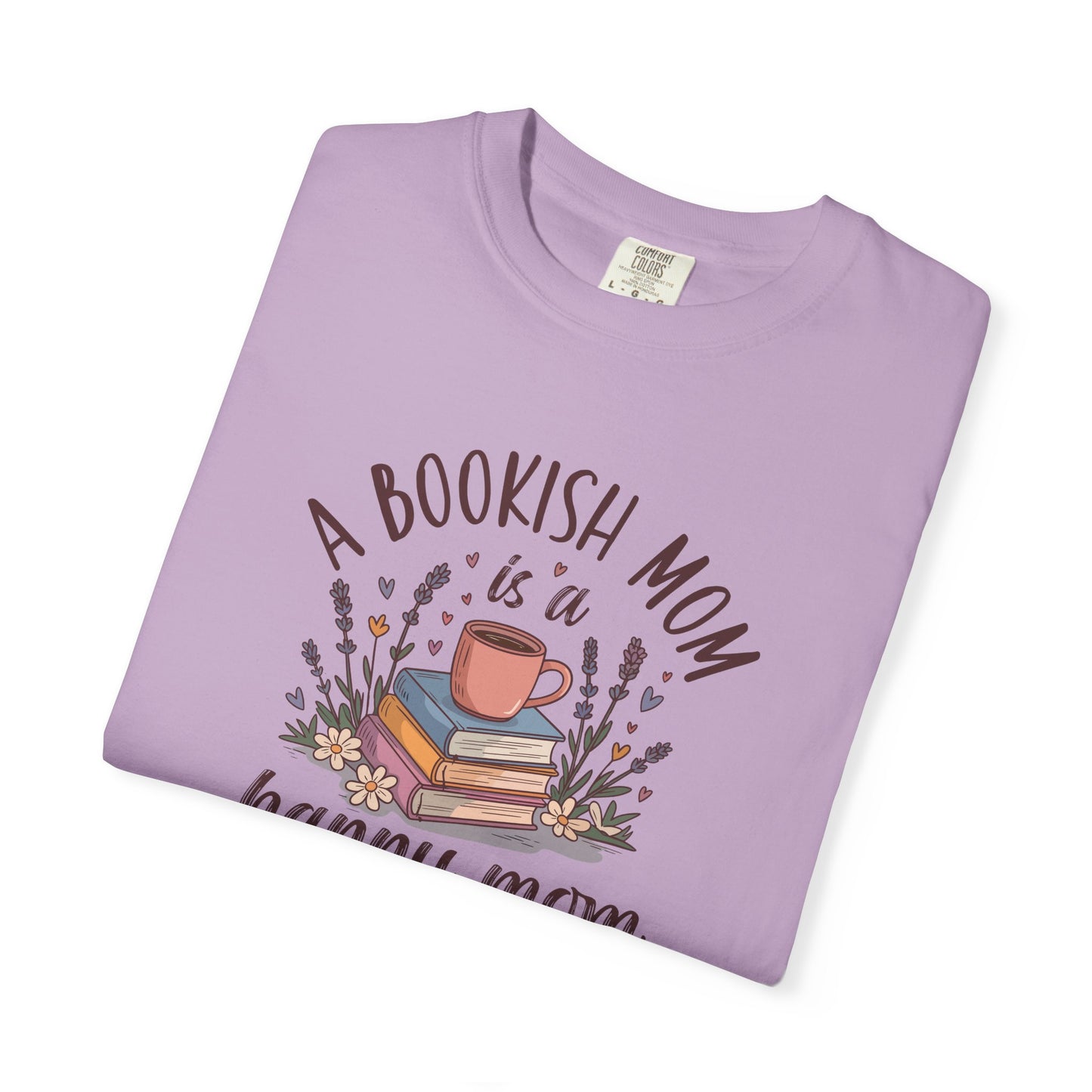 A Bookish Mom Tee