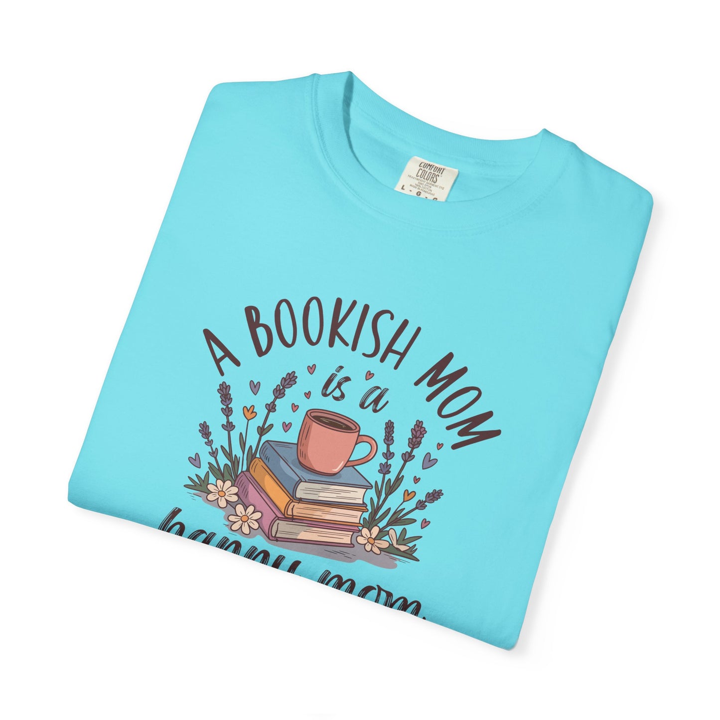 A Bookish Mom Tee