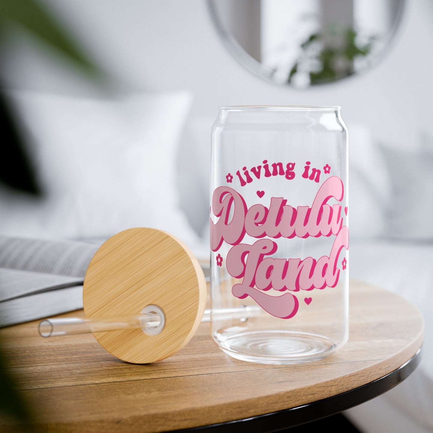 Delulu Land Sipper Glass