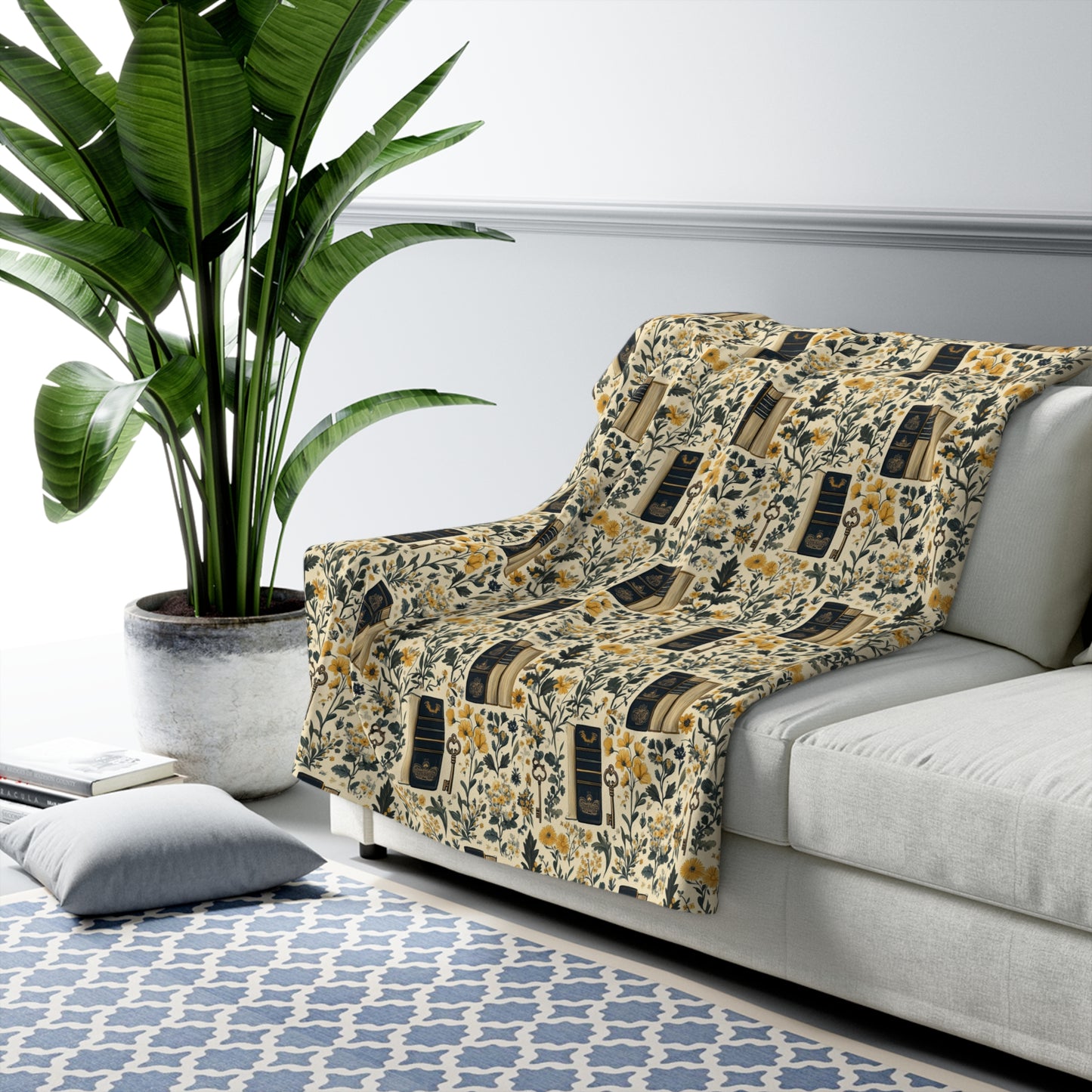 Secret Garden Chapters Sherpa Blanket