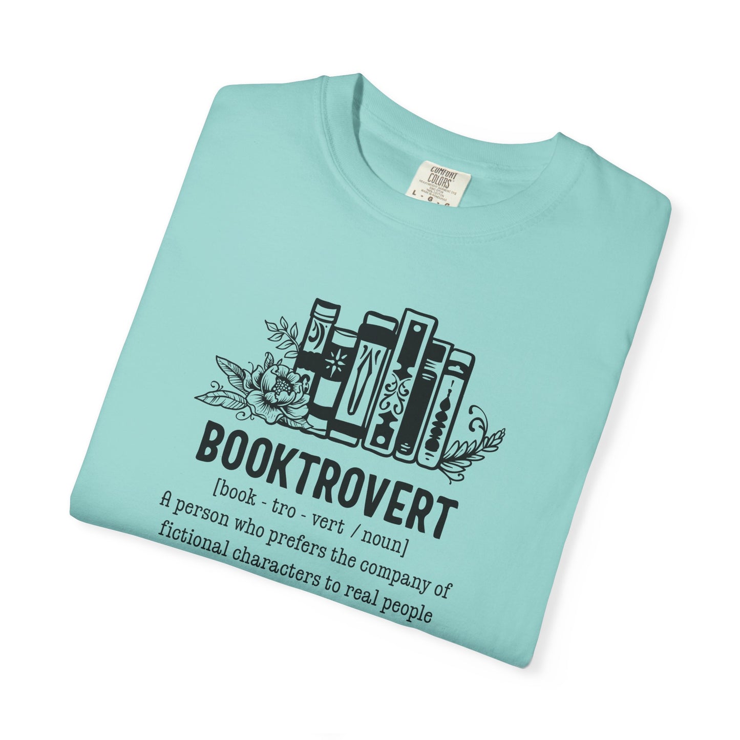 Booktrovert Tee