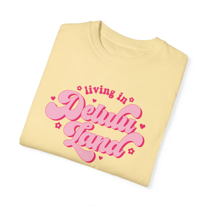Delulu Land Tee