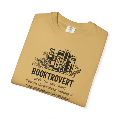 Booktrovert Tee