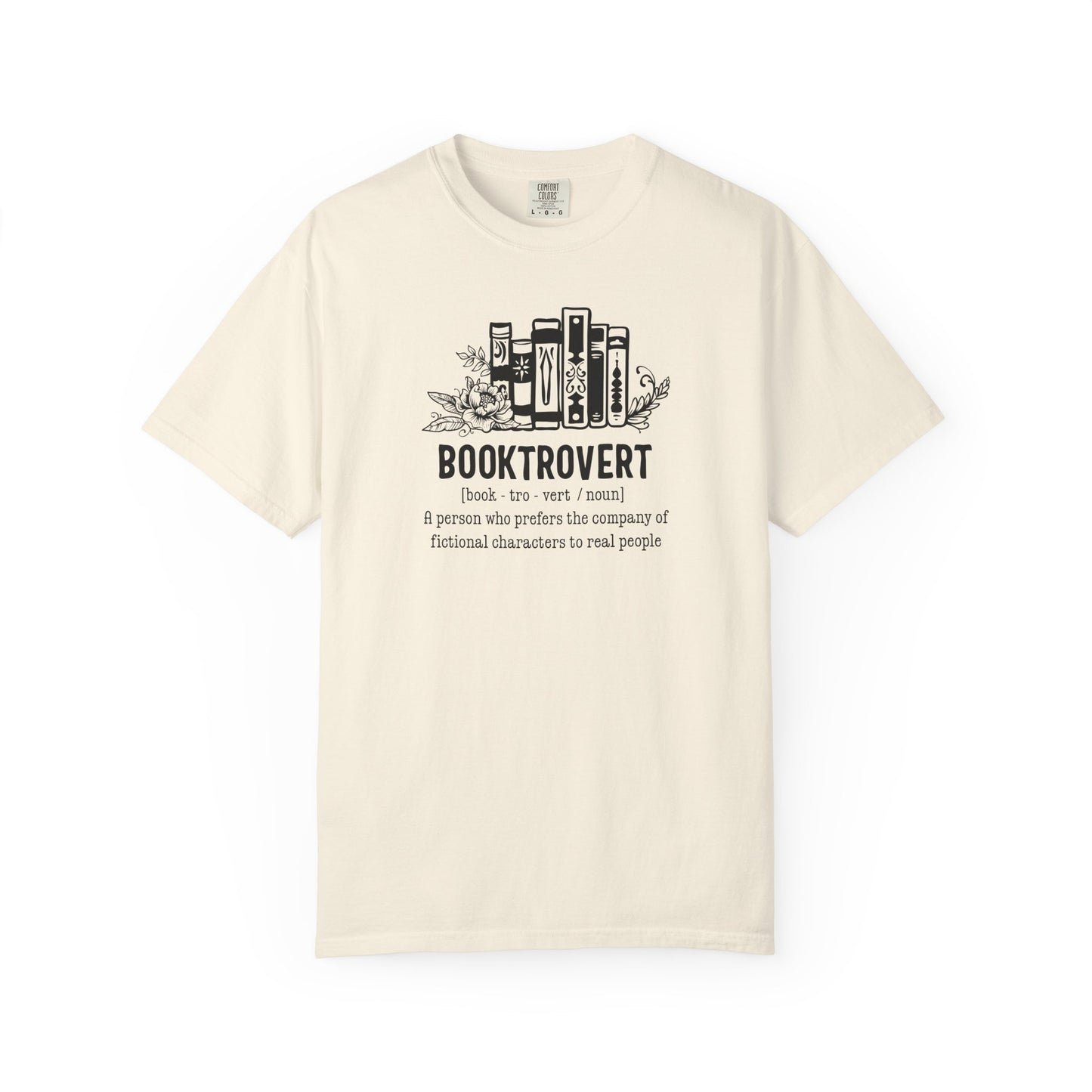 Booktrovert Tee