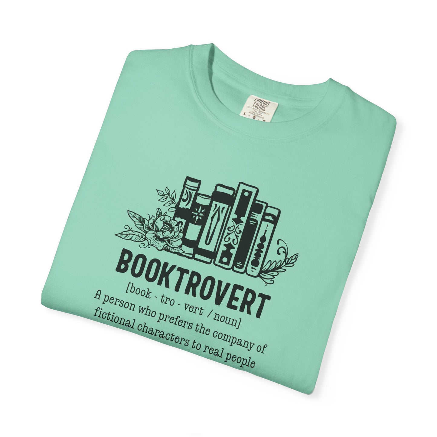 Booktrovert Tee