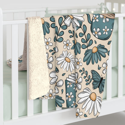 Daisy Chapters Sherpa Blanket