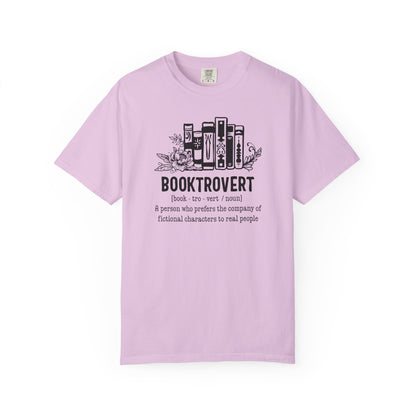 Booktrovert Tee