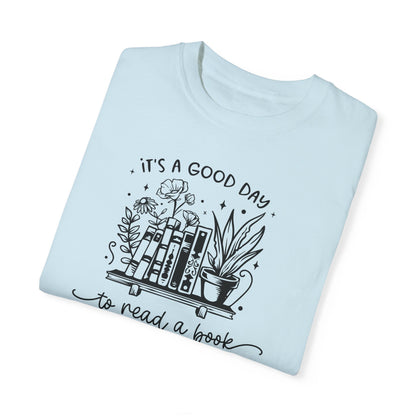 Good Day to Read Tee