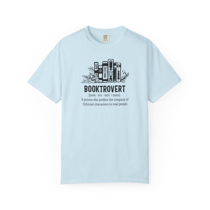 Booktrovert Tee