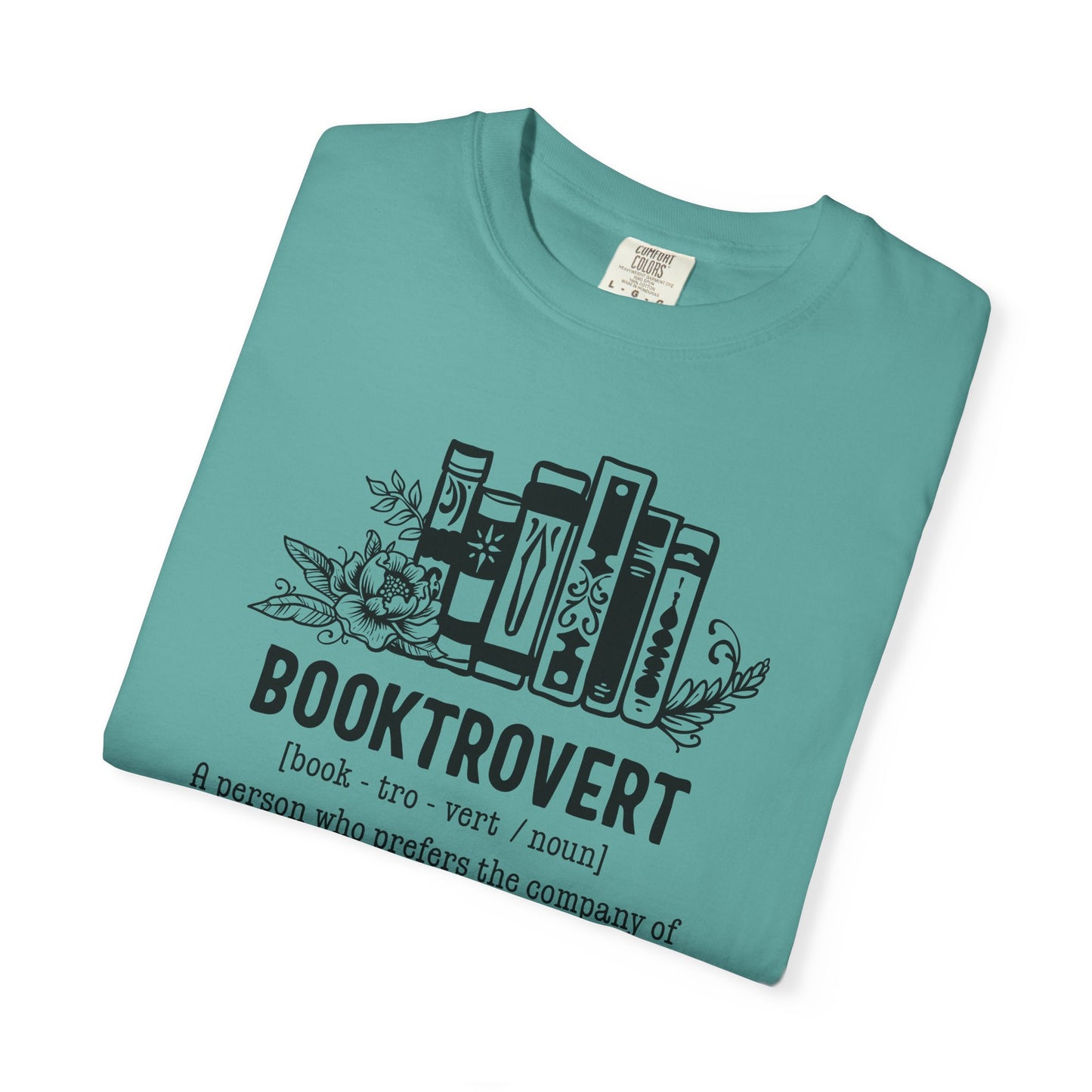 Booktrovert Tee
