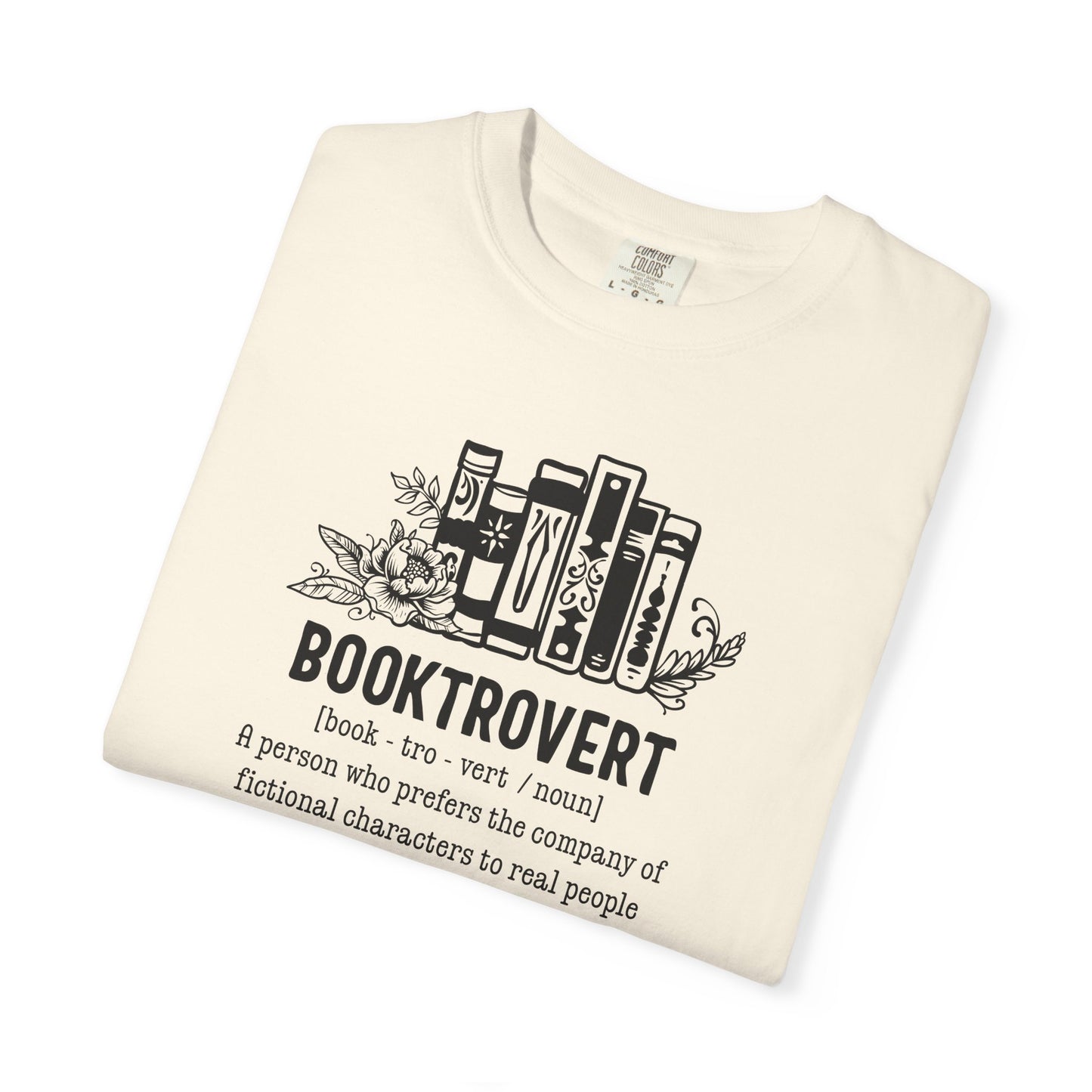 Booktrovert Tee