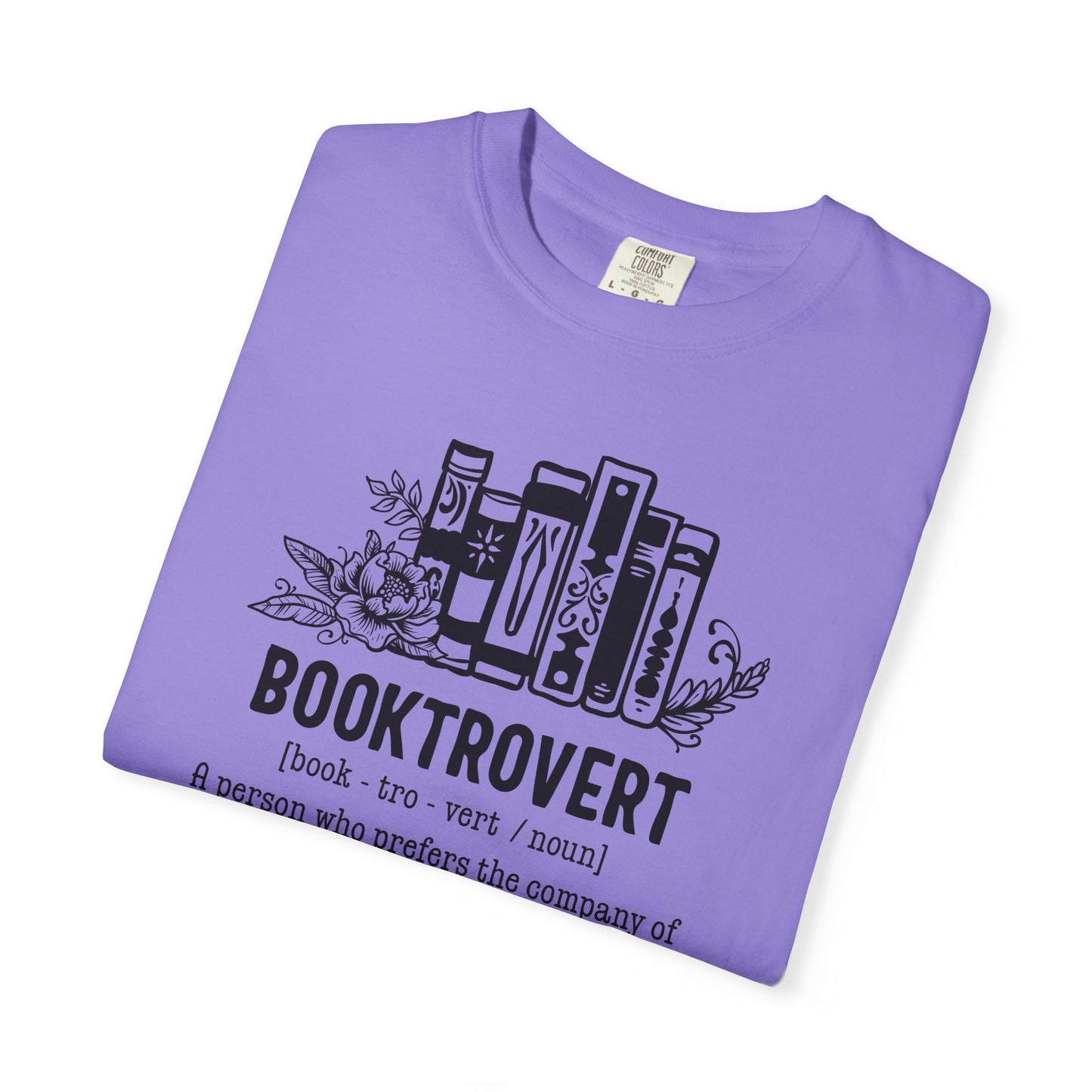 Booktrovert Tee