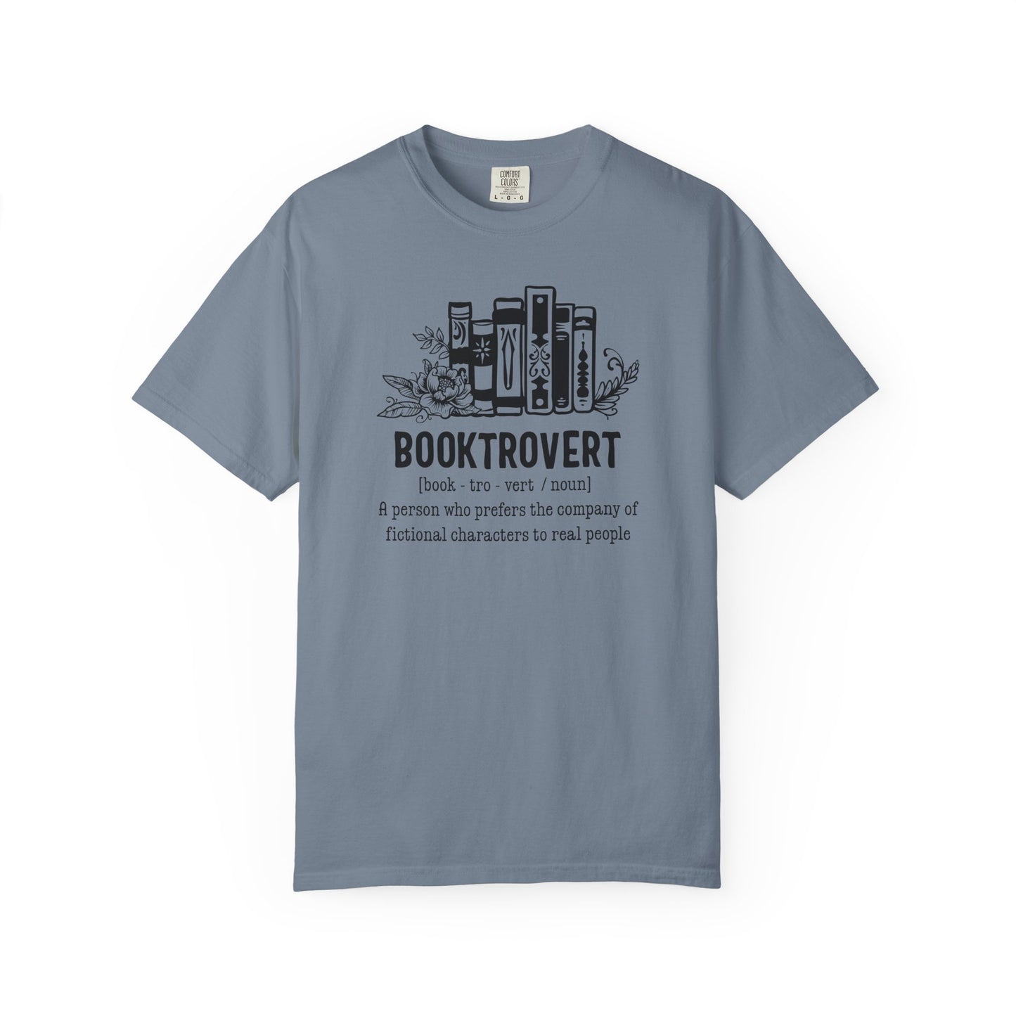Booktrovert Tee