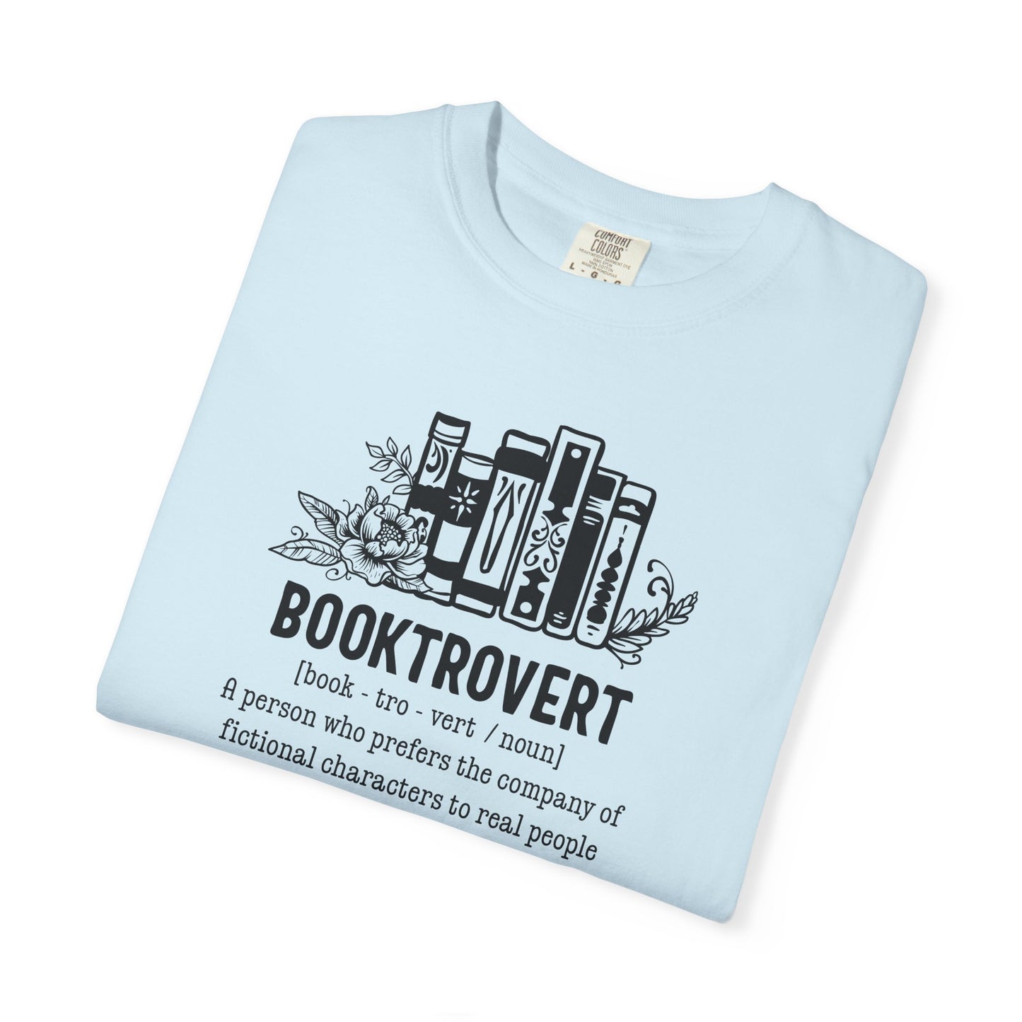 Booktrovert Tee