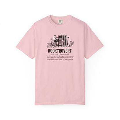 Booktrovert Tee