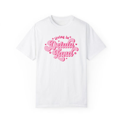 Delulu Land Tee