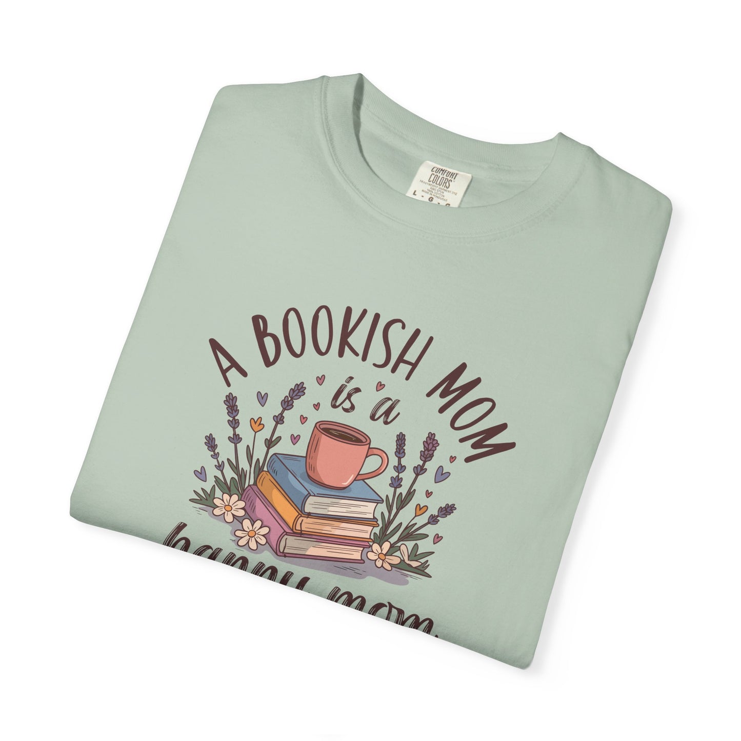 A Bookish Mom Tee