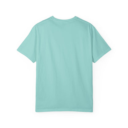 A Bookish Mom Tee
