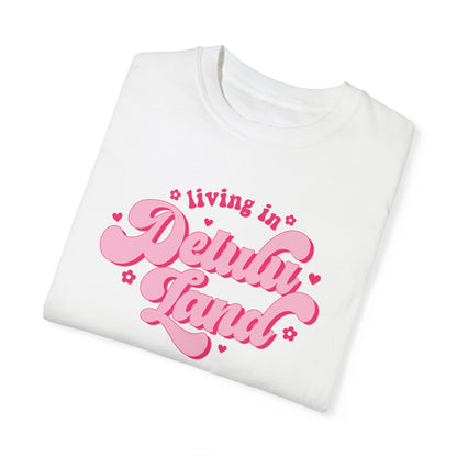 Delulu Land Tee