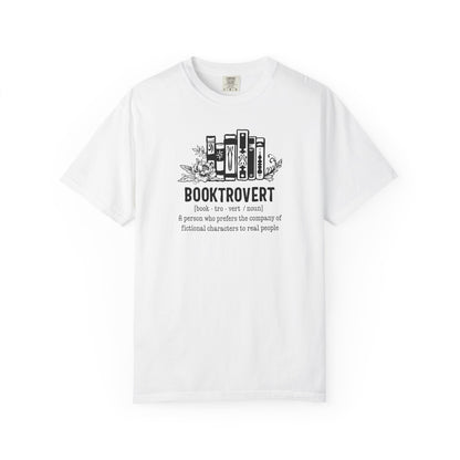 Booktrovert Tee